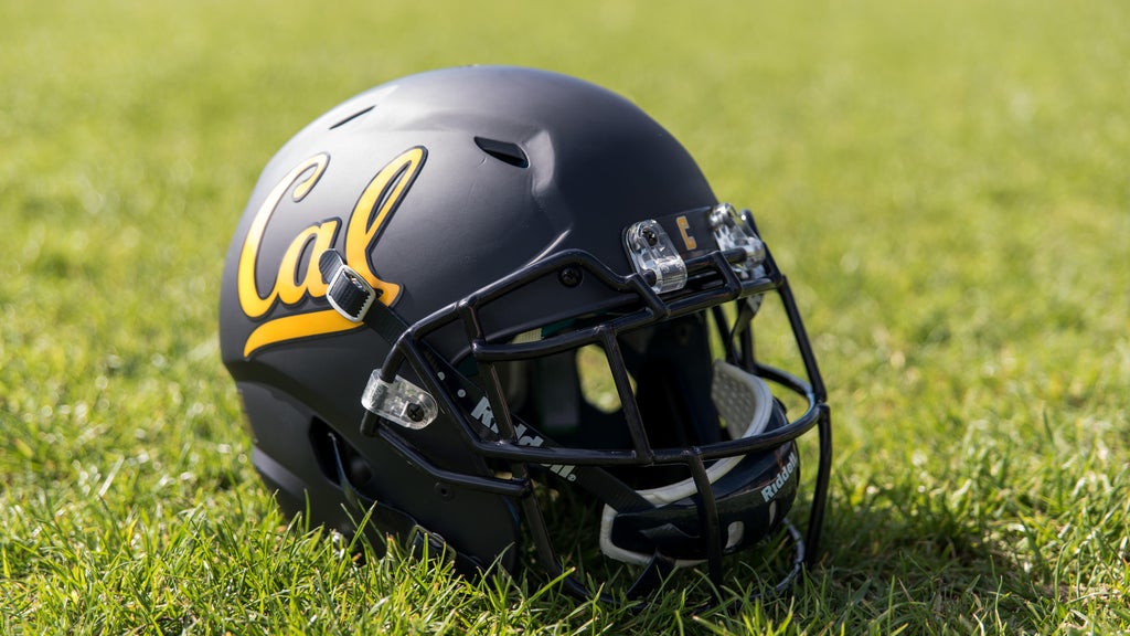 Kevin Jennings breaks SMU's TD passing record as No. 23 Mustangs beat Cal 59-20 — CBS Bay Area (KPIX), Yountville Technology news