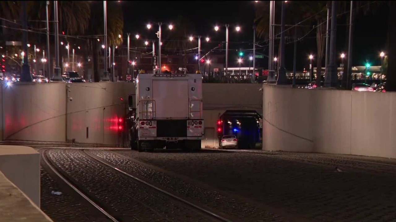 Car drives into Muni tunnel, suspends downtown service — KTVU FOX 2 Bay Area, Yountville Business news